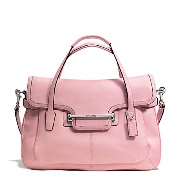 Coach Handbags - 🎉2X HP🎉Coach Leather Purse - Make an Offer
